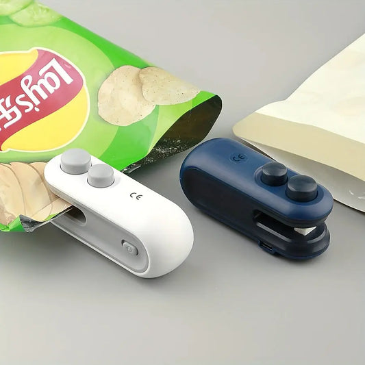 1pc Snack Packaging Bag Sealer with Built-In Magnetic USB Rechargeable Battery, Portable Mini Sealer for Picnic And Travel, Hand Press Plastic Sealing Machine, Bag Closure Magic Tool, Potato Chip Bag, Cookie Bag, Snack Bag, Suitable for Resealing, Comes Dropshipman